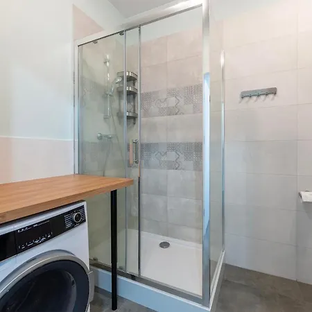 Luxury In -9- Atlas Arena Free Parking דירה *